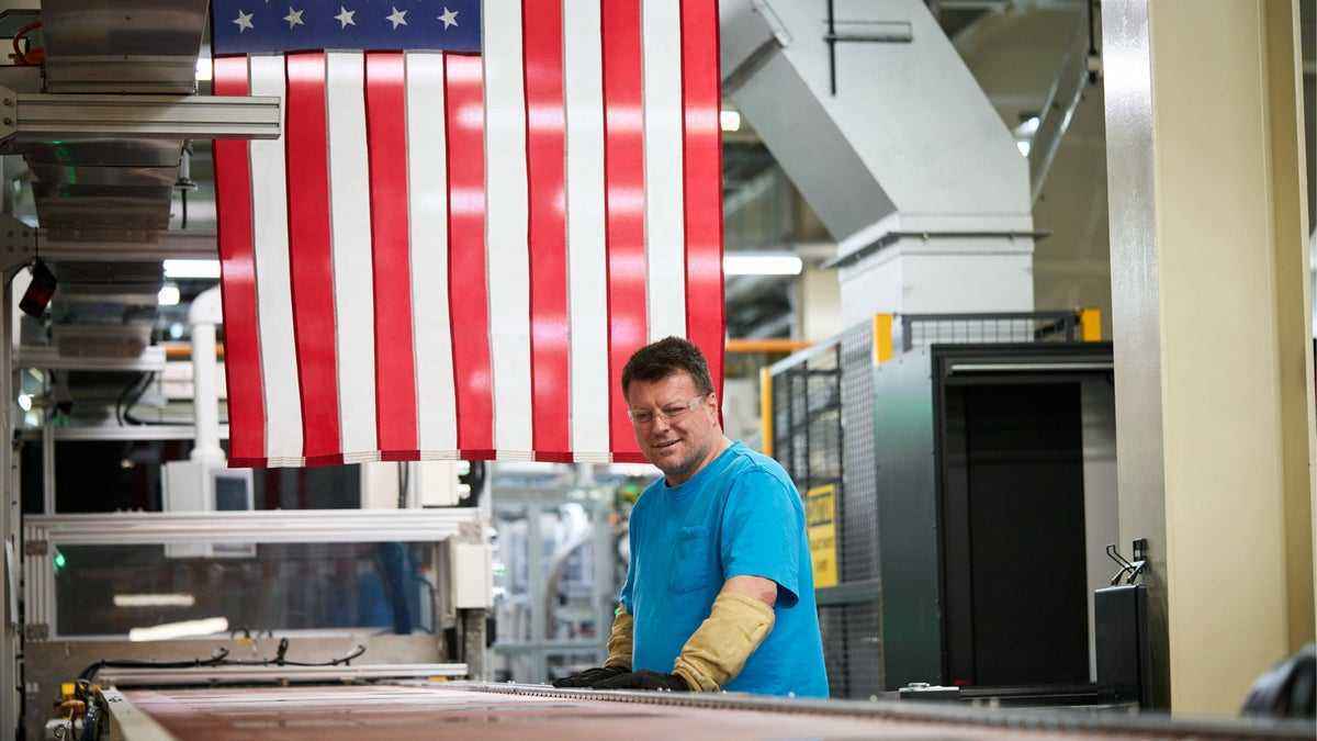Apple déploie une stratégie de fabrication américaine : 400 millions de dollars investis
