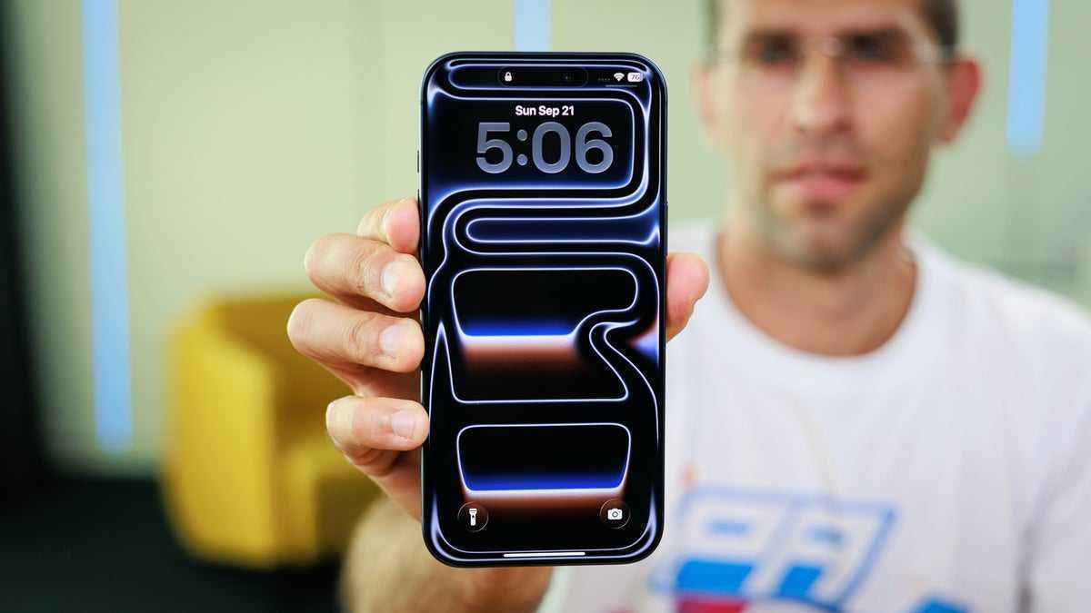 Apple : le retour du verre liquide sur iphone 16 ?