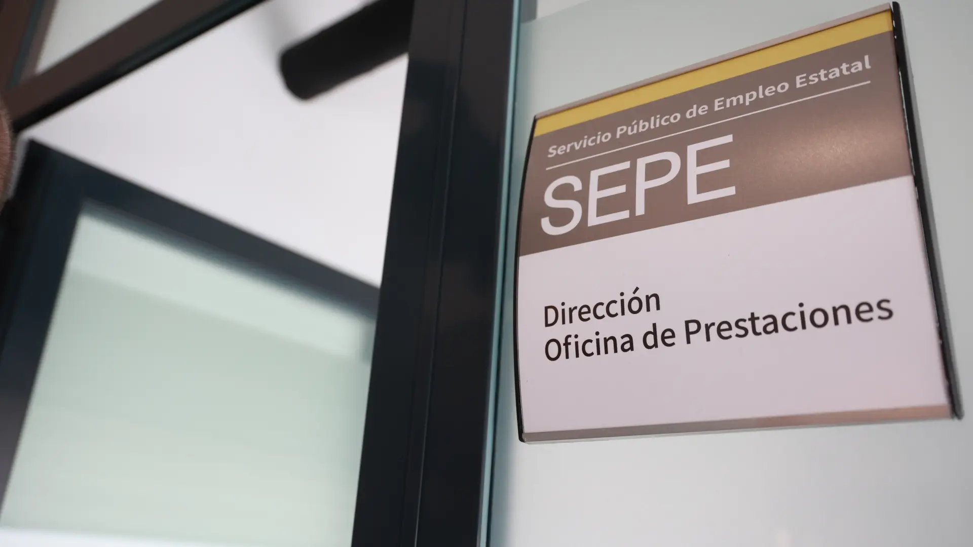 Le tribunal suprême change les règles du paro pour les travailleurs privés d'emploi
