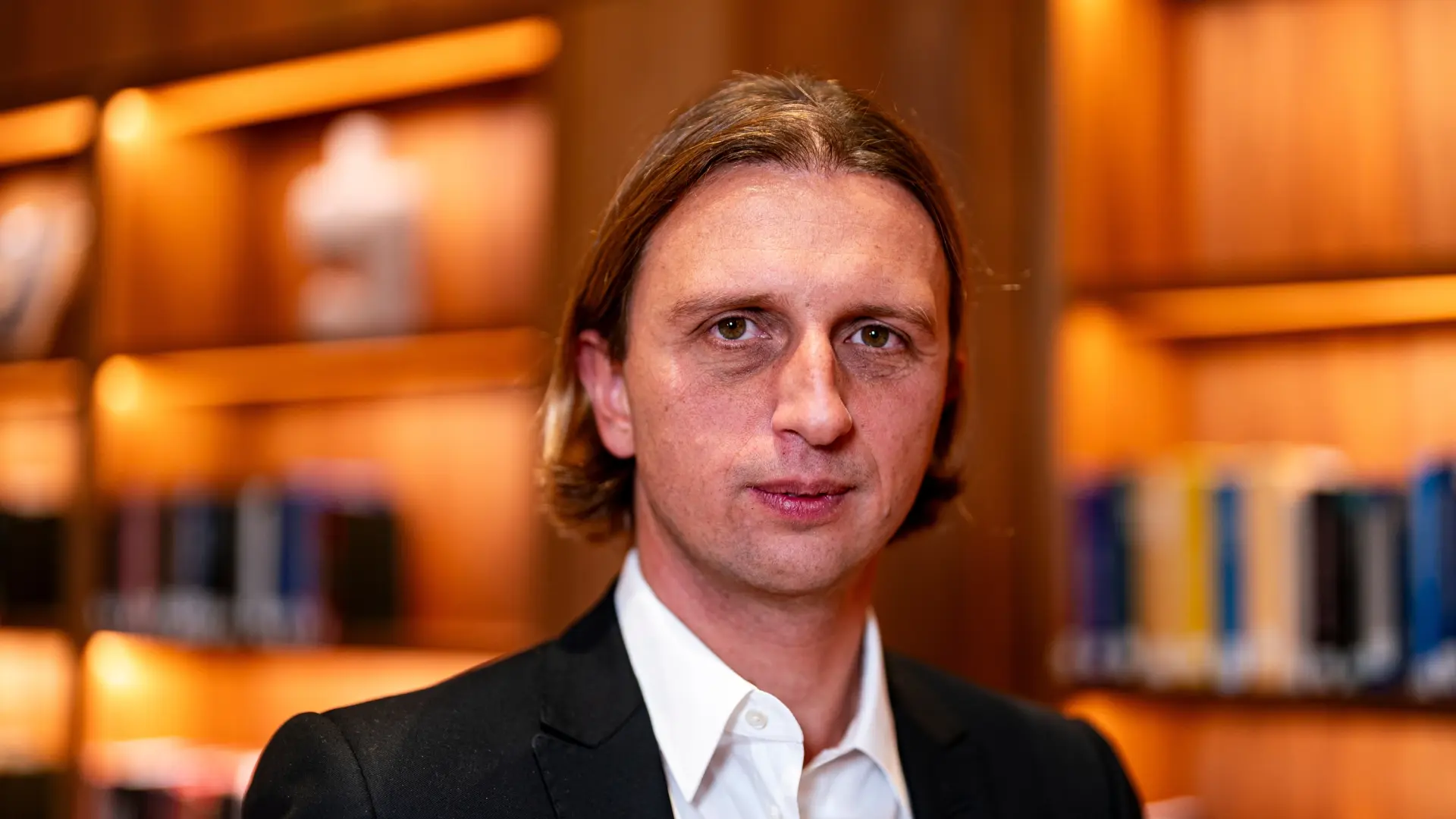 Revolut ralentit son ambitions bancaires: 2028 comme date but pour la cotation