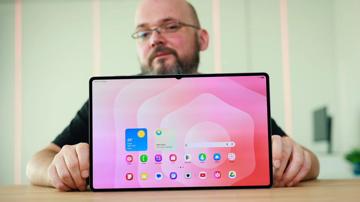 Samsung galaxy tab s12+ et tab s12 ultra : premiers détails filtrés sur les futures tablettes