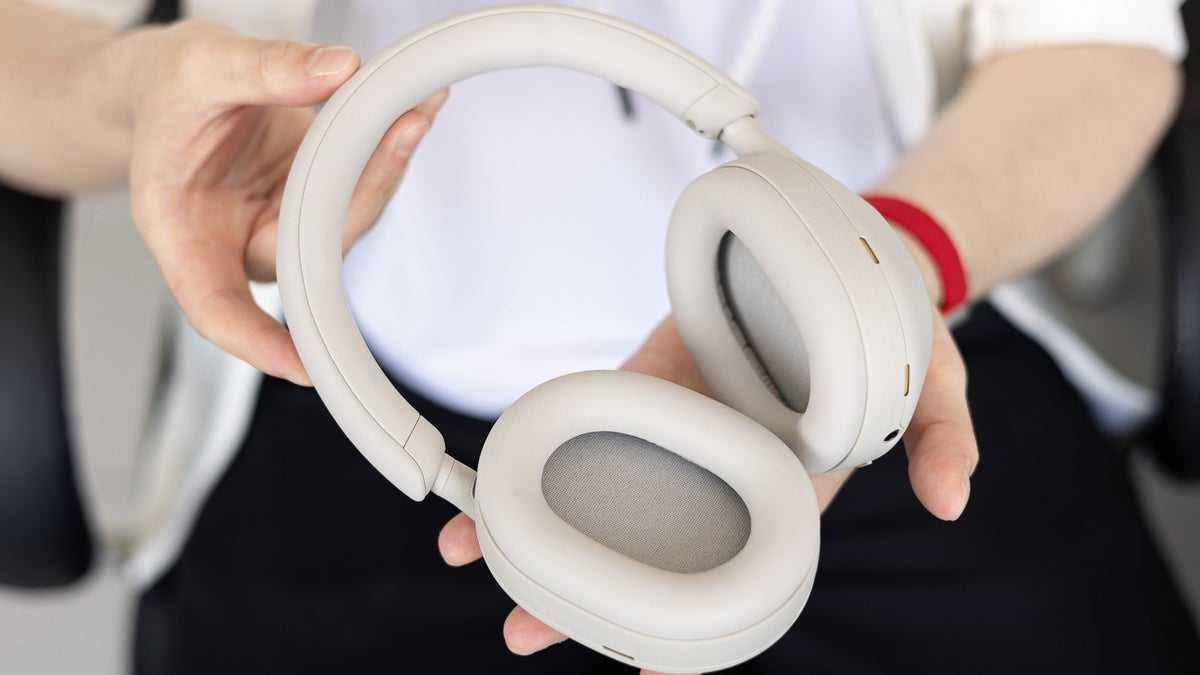 Sony wh-1000xm5 : l'écoute-médias ultime s'offre à prix réduit