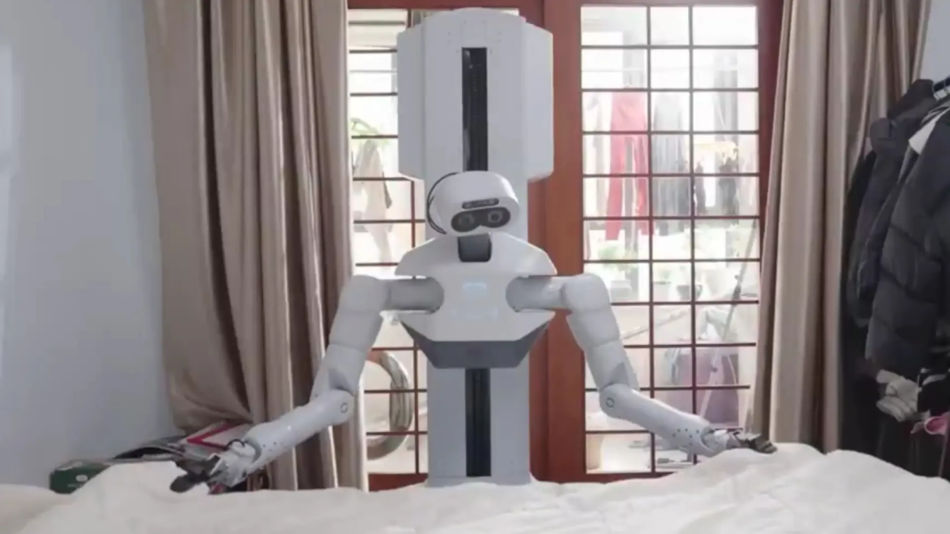 Unix ai : le robot panther, un pas de calche pour l'industrie domestique