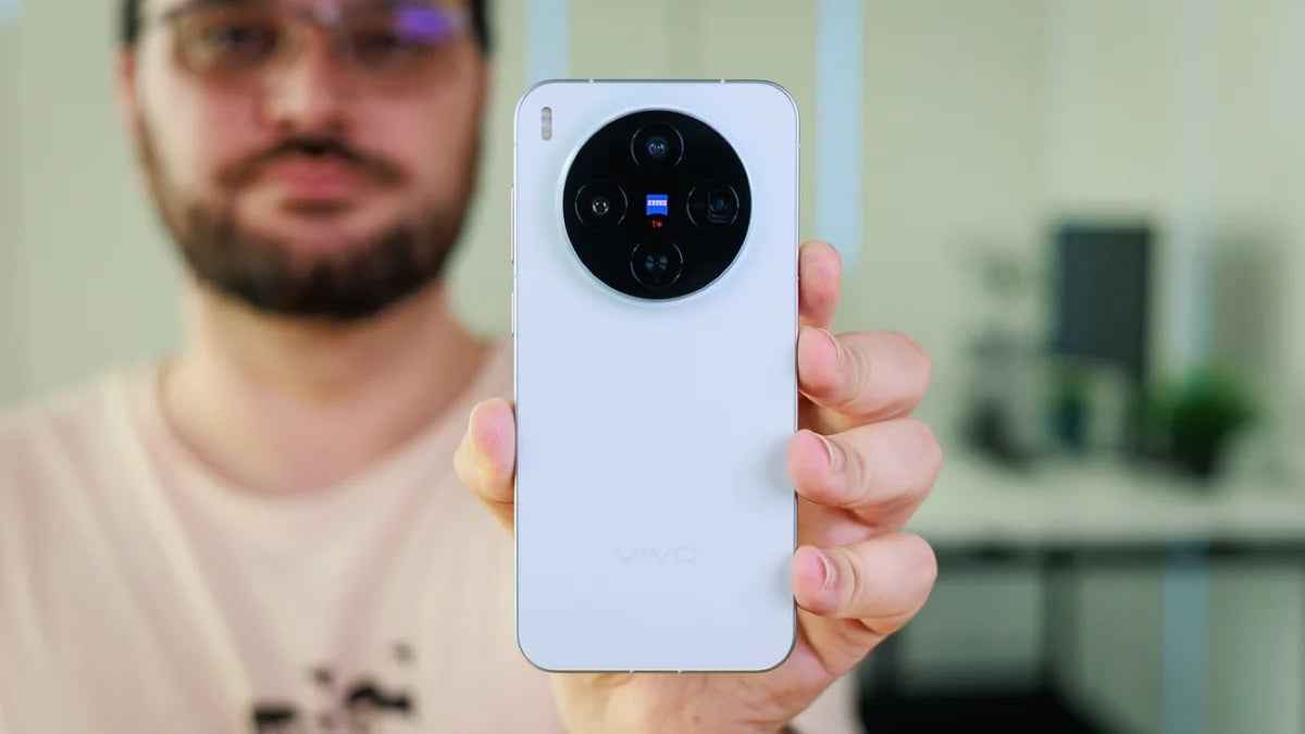 Vivo x500 : le mystère de la quatrième évitement