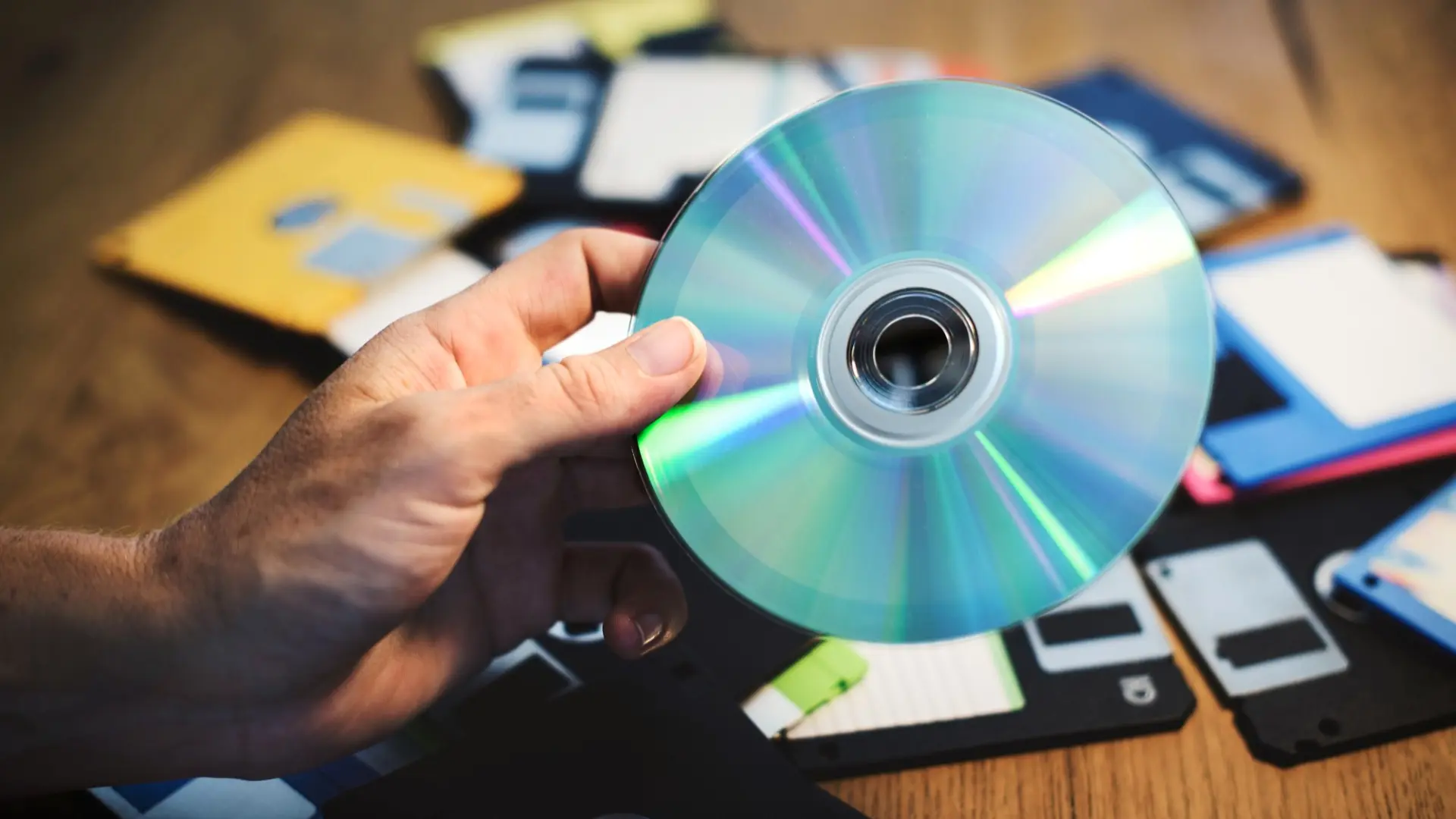 Vos cd : le stockage numérique des années 90, une relique fragile